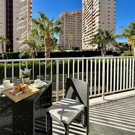 Modern Near The Sea Apartmán