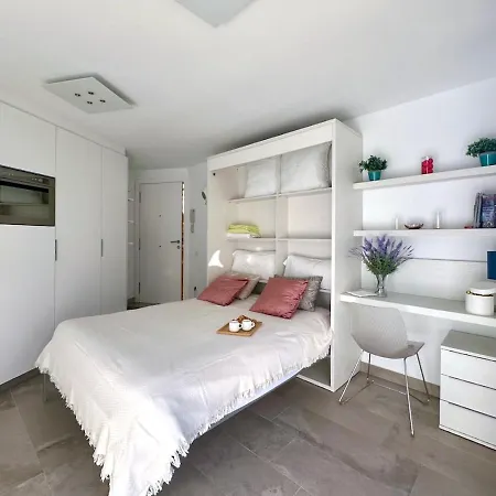 Modern Near The Sea Кальпе